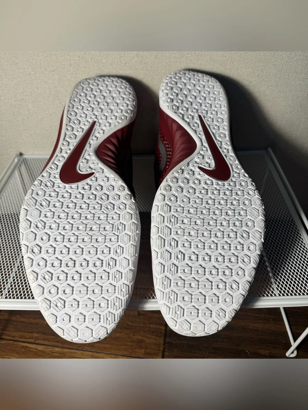 Nike HyperLive 834488-602 Maroon/White Size 18